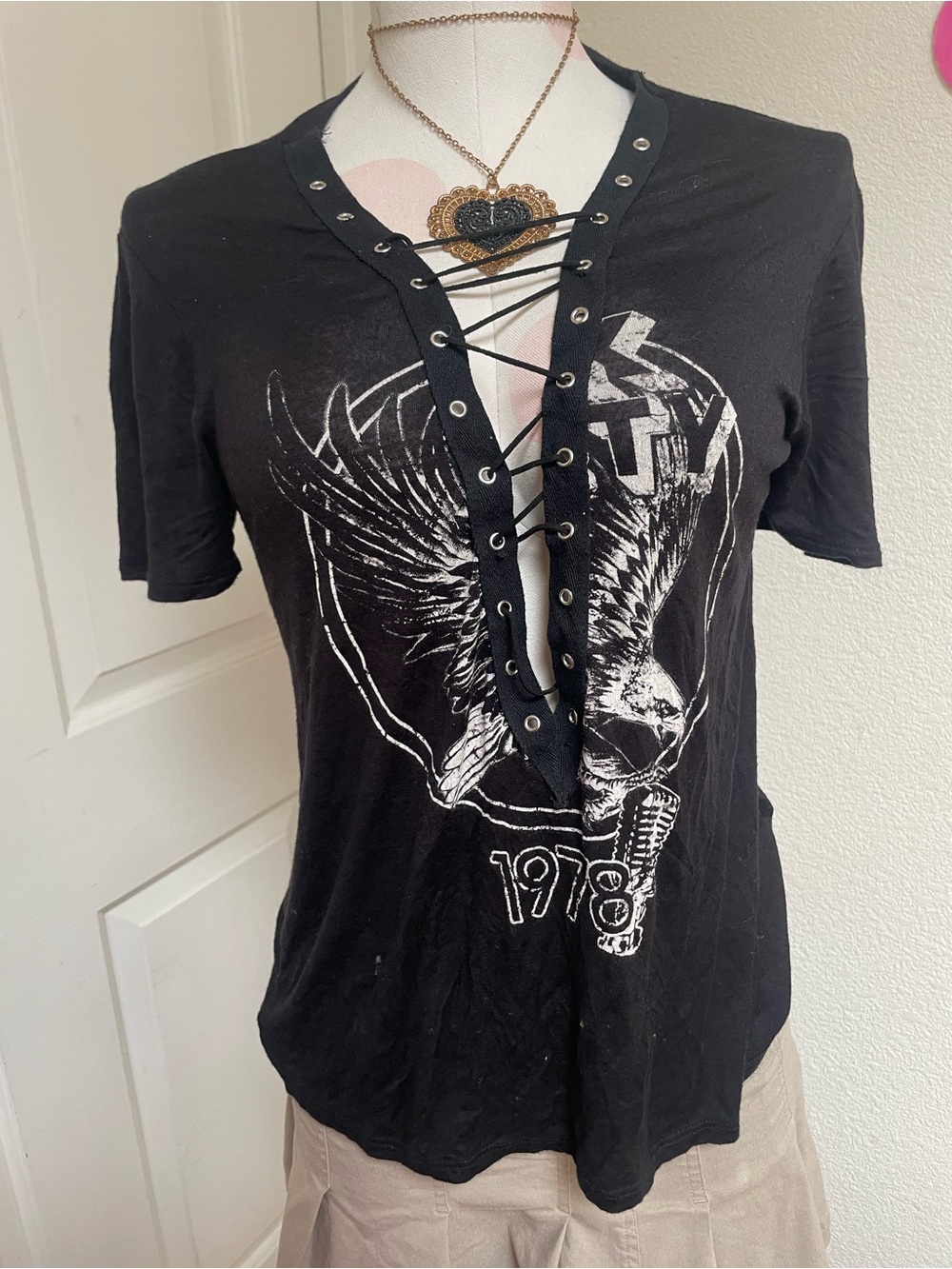 Charlotte Russe Black Lace-Up Eagle Graphic Tee
